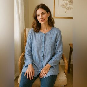 Eileen Fisher 100% Linen Light Blue Button-Up tunic top w/ pockets Size Medium